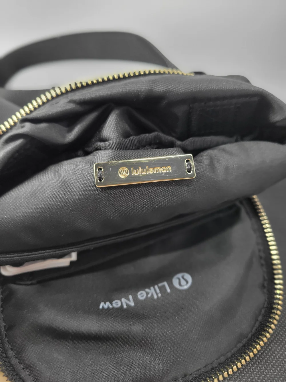 lululemon athletica compact black